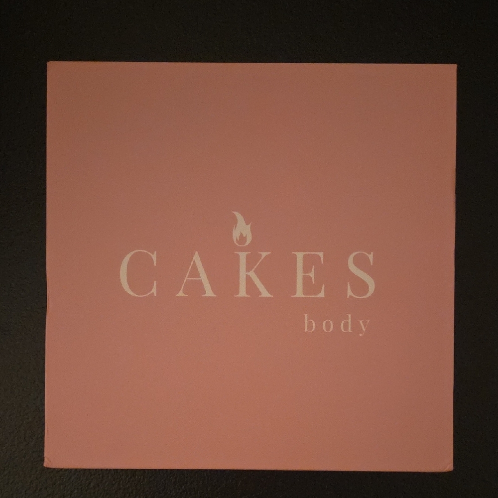 Cakes Body Pink Box